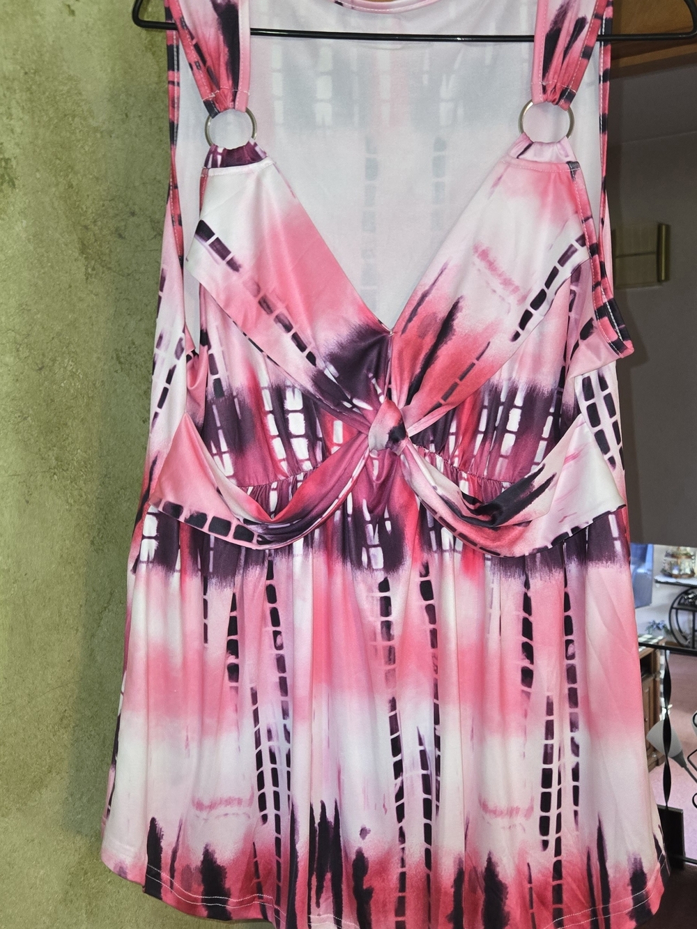 Women’s Pink Tie-Dye Knot Front Top